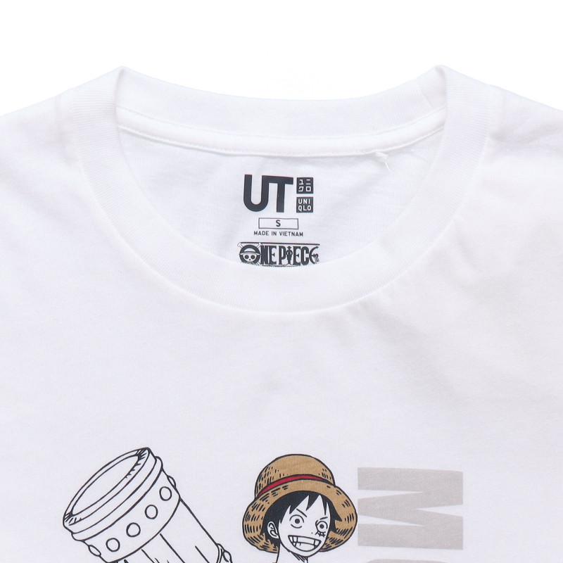 UNIQLO x one piece T