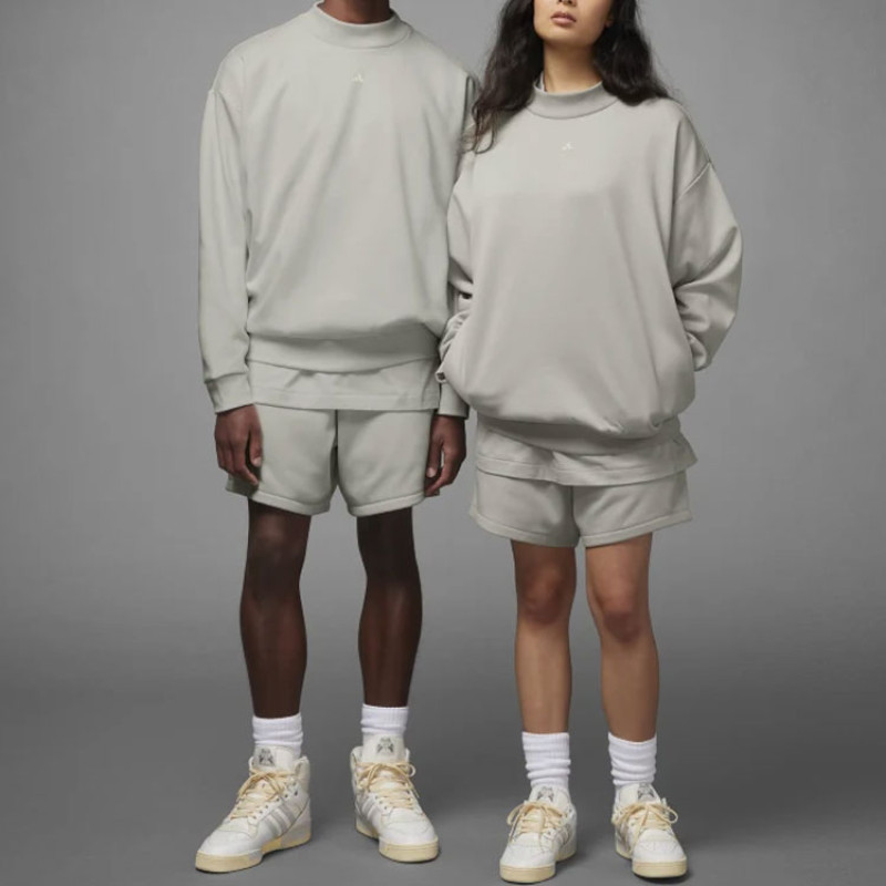 adidas originals Basketball Chapter 1sweat Crewmetal Grey Logo