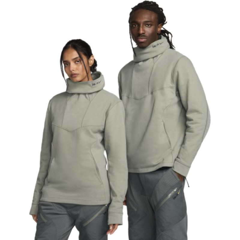 Nike ISPA