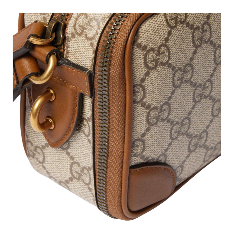 GUCCI GG Emblem Logo