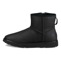 UGG Classic Mini Zip Waterproof