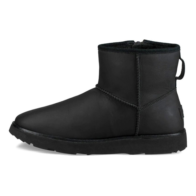 UGG Classic Mini Zip Waterproof