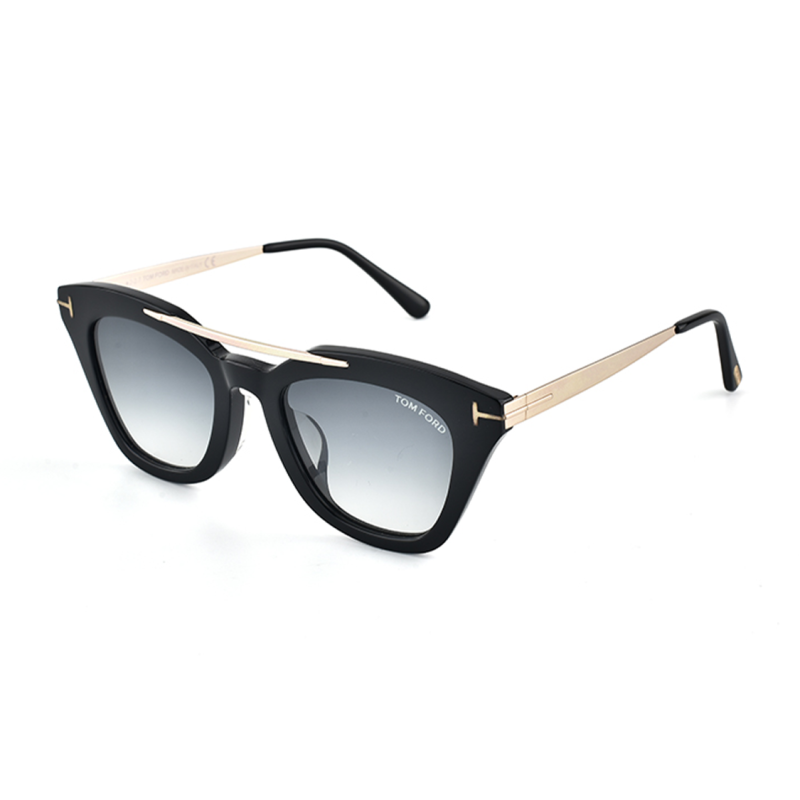 TOM FORD