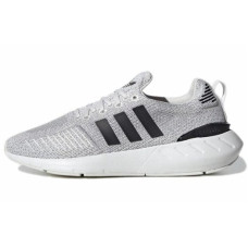 adidas originals Swift Run 22