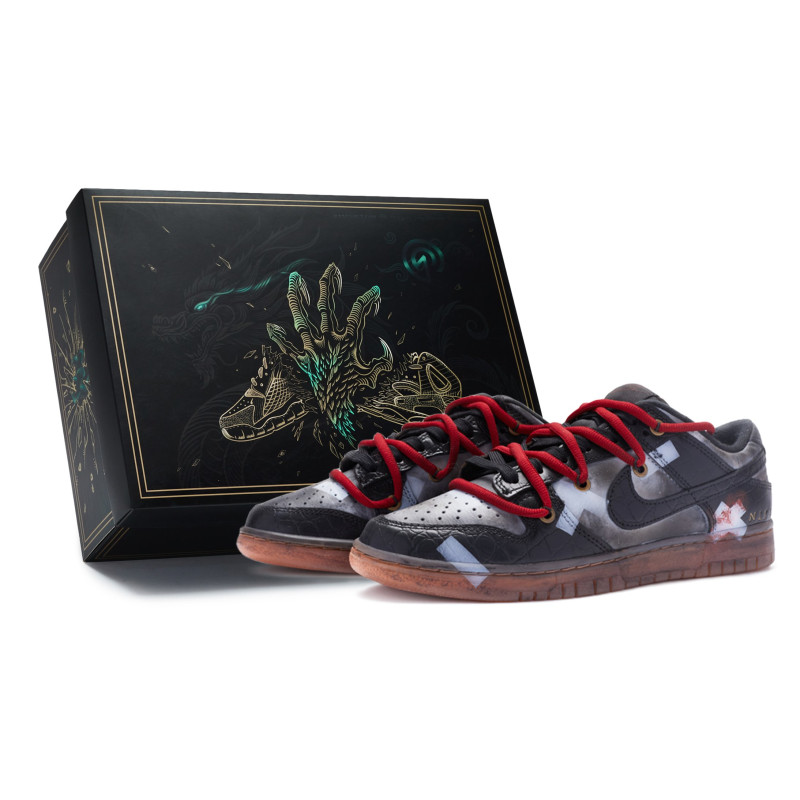 Nike Dunk Low SE