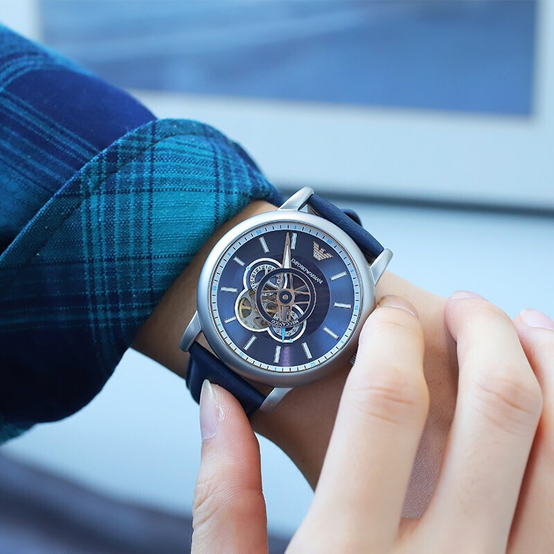 EMPORIO ARMANI 43mm 50 AR60011