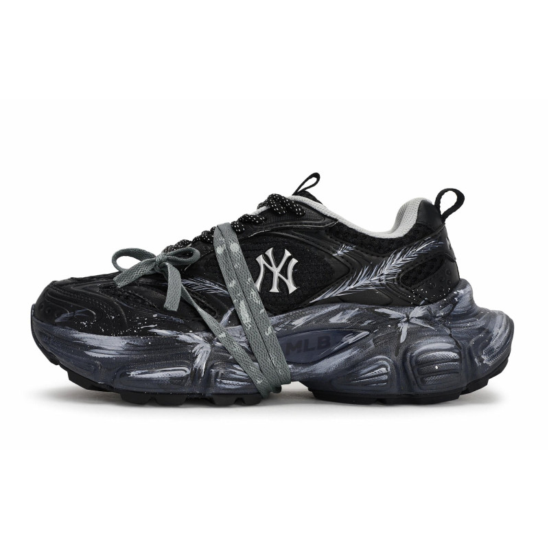 MLB 811