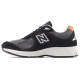 New Balance NB 2002R