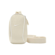 Nike Sportswear Essentials Logo