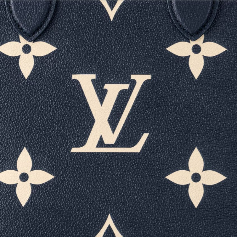 LOUIS VUITTON ONTHEGO MM Logo