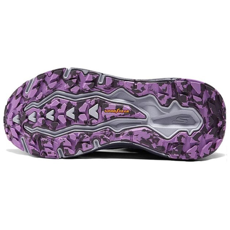 Skechers MAX cushion trail