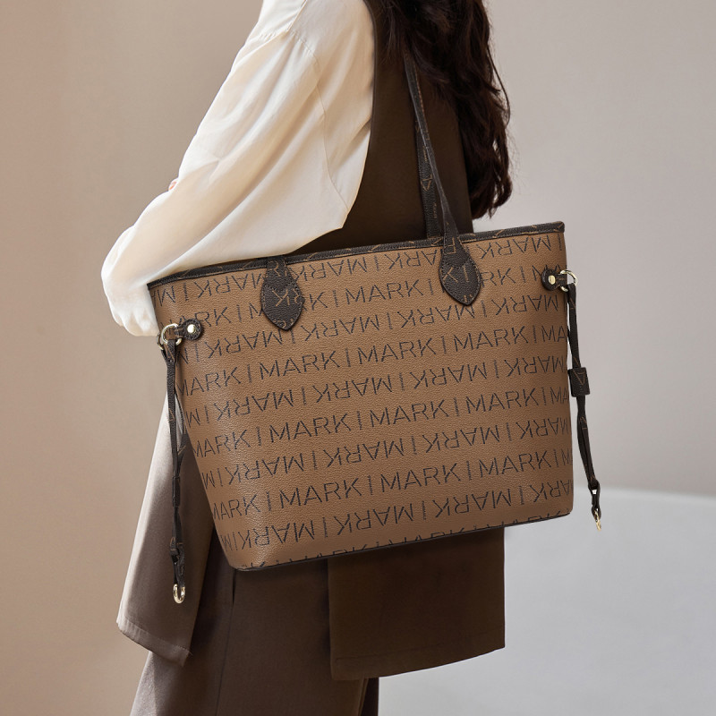 FAIRWHALE PVC Tote
