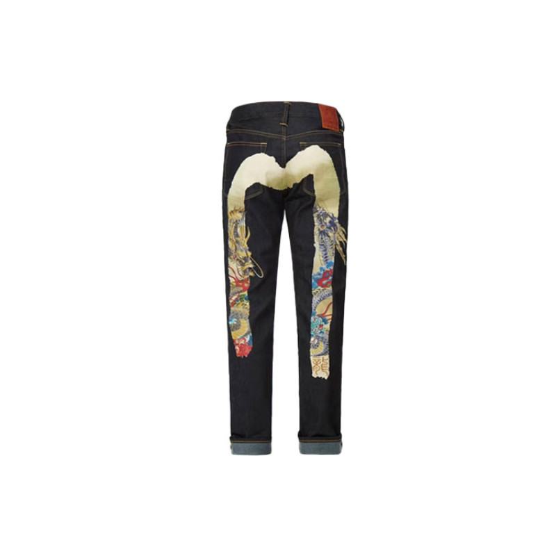 EVISU M