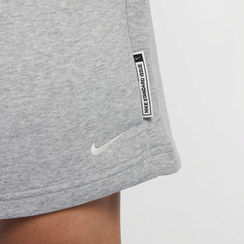 Nike Dri-FIT Standard Issue