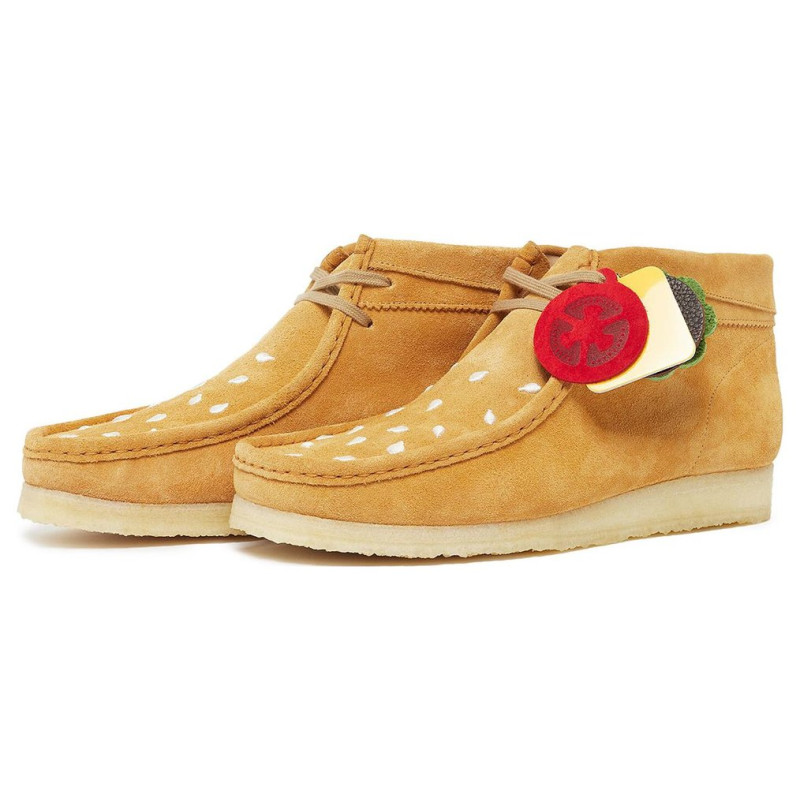 Vandy The Pink x Clarks