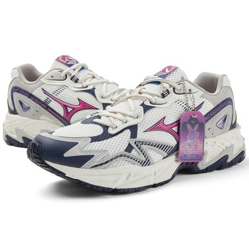 Mizuno Adventure Twe