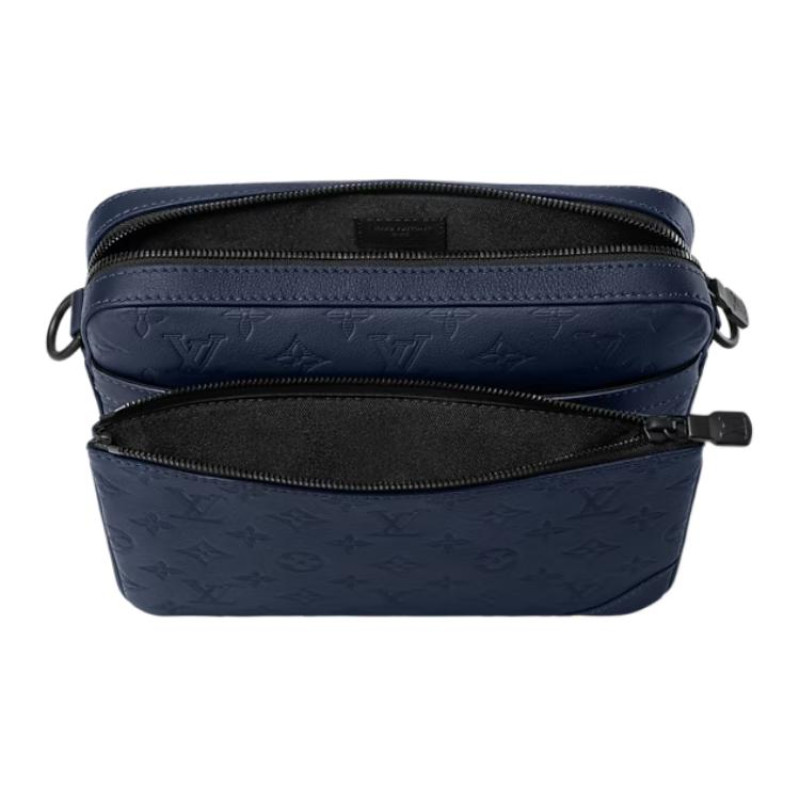 LOUIS VUITTON Trio Messenger