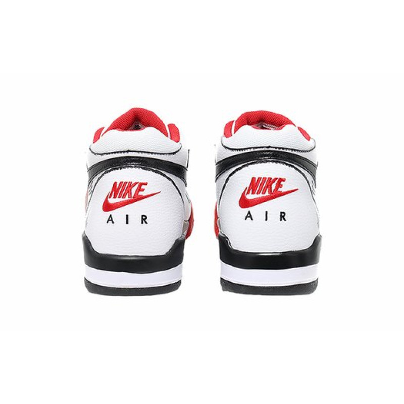 Nike Flight Legacy 10