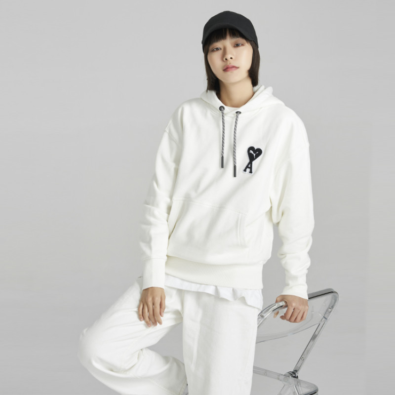 PUMA x AMIPARIS PUMA x AMI Logo