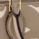 LOUIS VUITTON ONTHEGO BB Tote