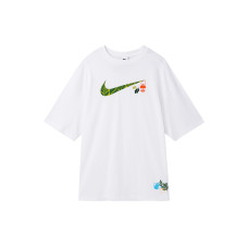 Nike Sportswear Swoosh T