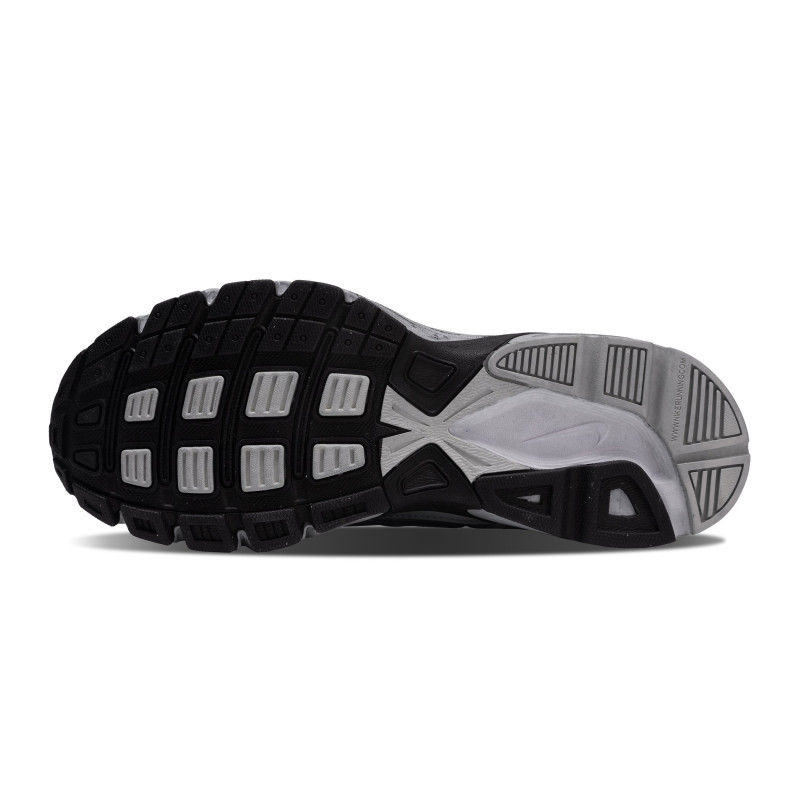 Nike Initiator