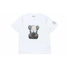 UNIQLO x KAWS T