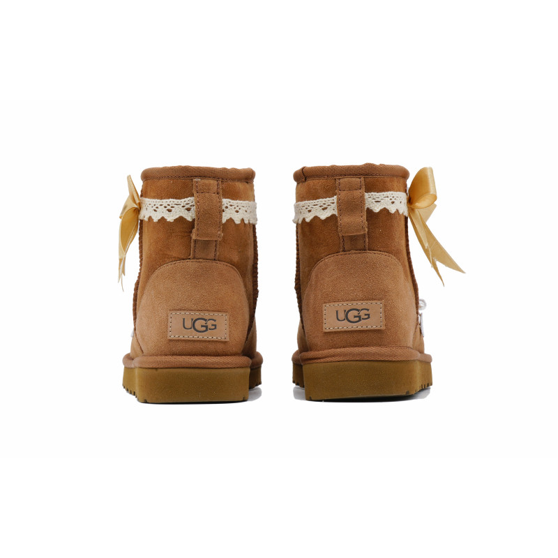 UGG CLASSIC MINI