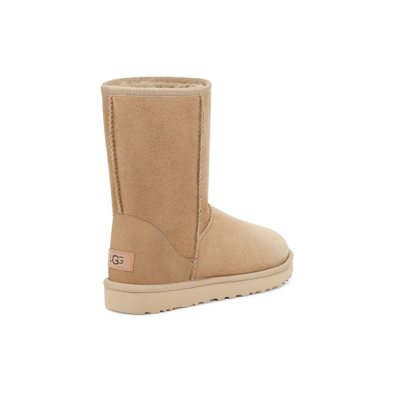 UGG Classic Short II