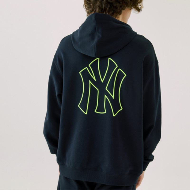MLB nylogo