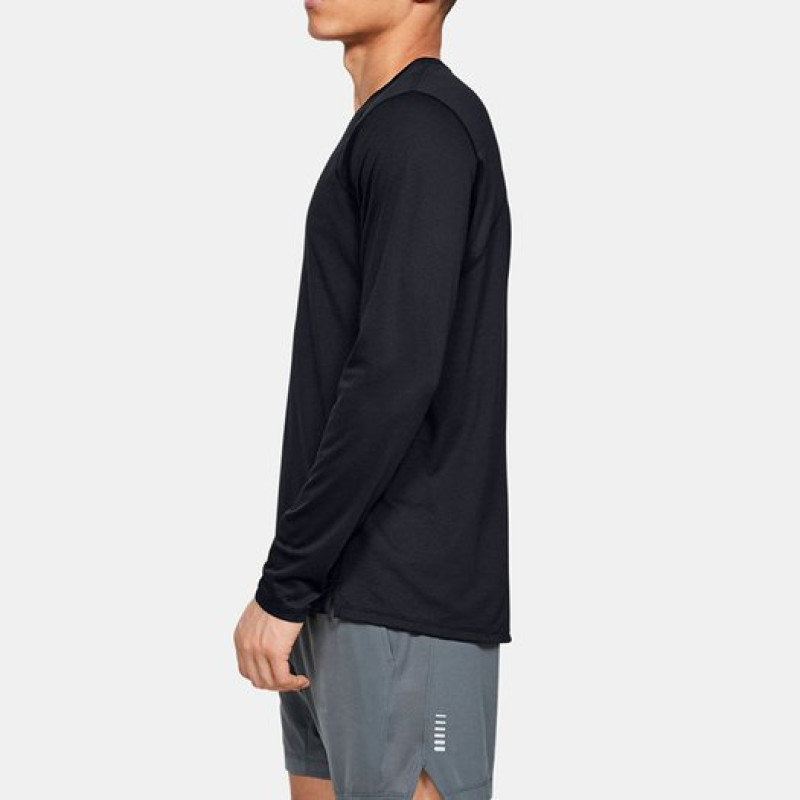 Under Armour T