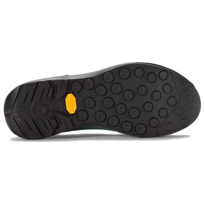 Arcteryx Arakys Approach