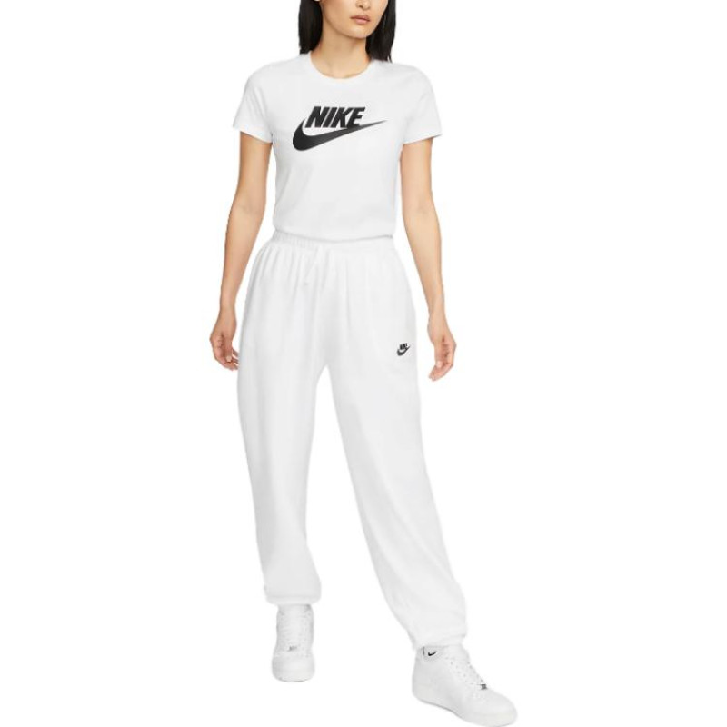 Nike Sportswear Essentials LogoT