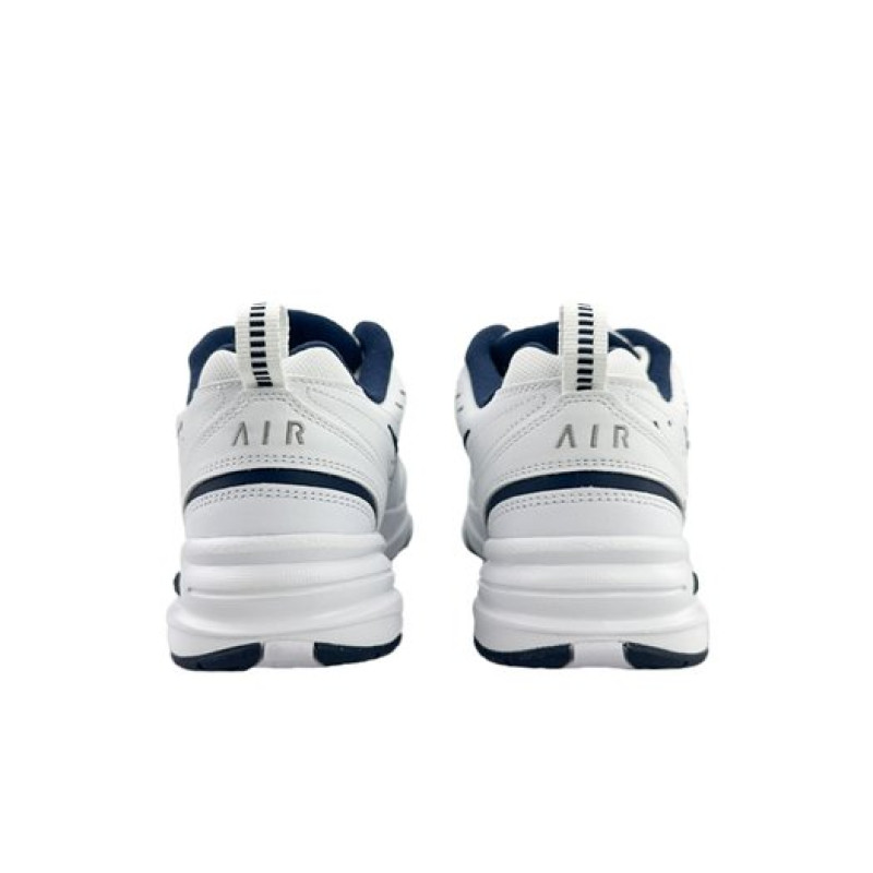 Nike Air Monarch 4