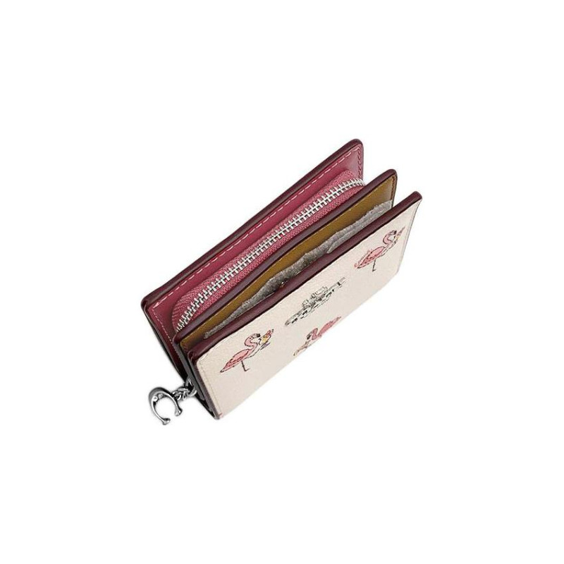 COACH Snap Wallet 11 Logo