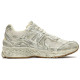 New Balance NB 2002R 