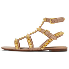 Valentino Rockstud