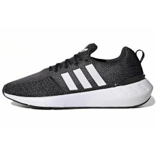 adidas originals Swift Run 22