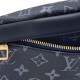 LOUIS VUITTON Discovery