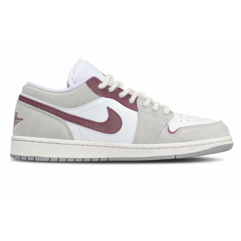 Jordan Air Jordan 1 Low SE V2