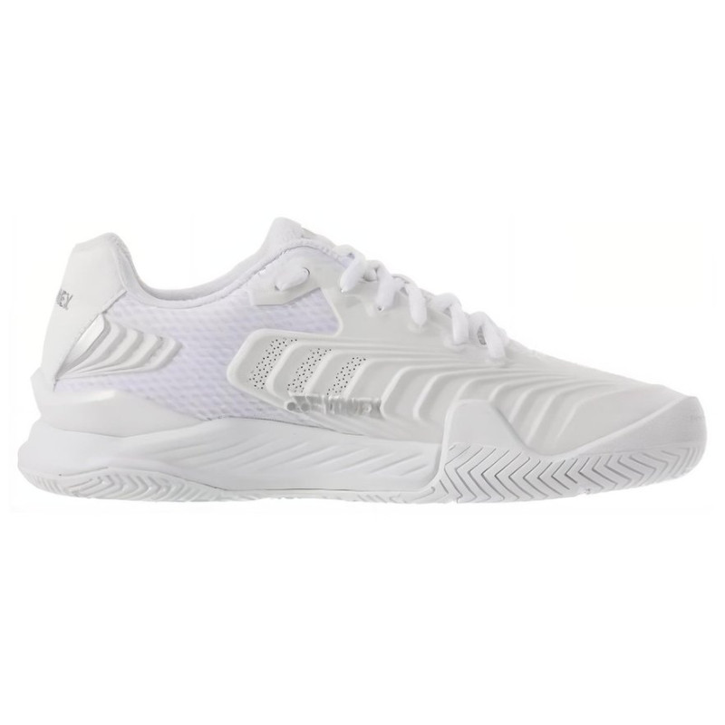 YONEX