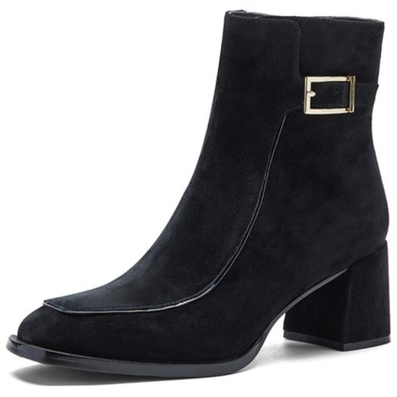 NINE WEST