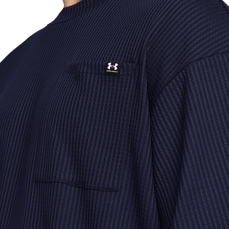 Under Armour T