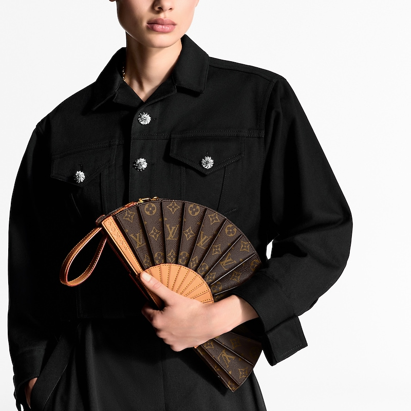 LOUIS VUITTON LV FAN