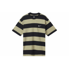 Nike Logo T