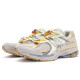 New Balance NB 2002R