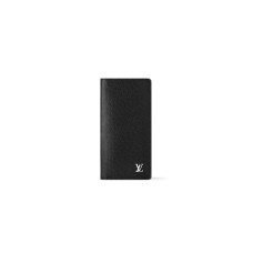 LOUIS VUITTON Brazza Taga Logo