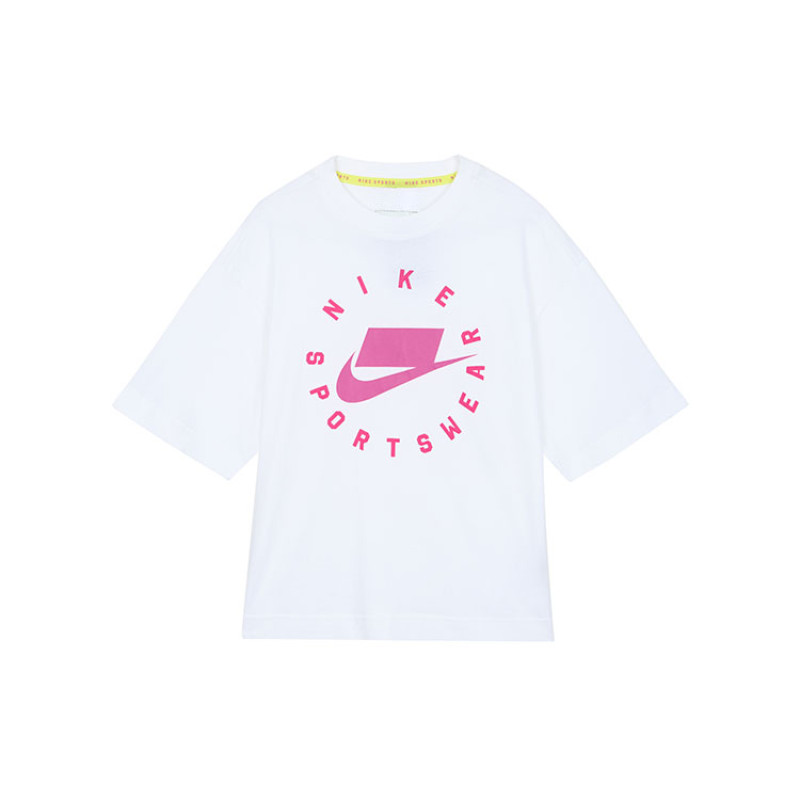 Nike Sportswear T