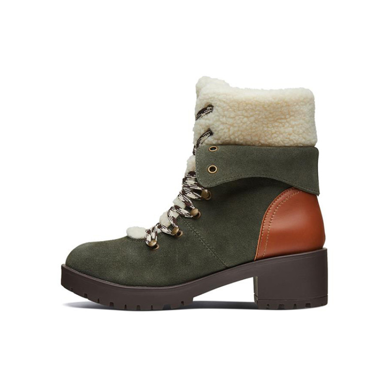 Skechers Trail Troop