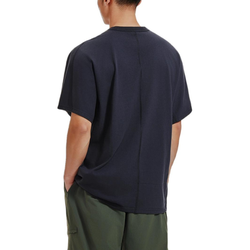 Under Armour T